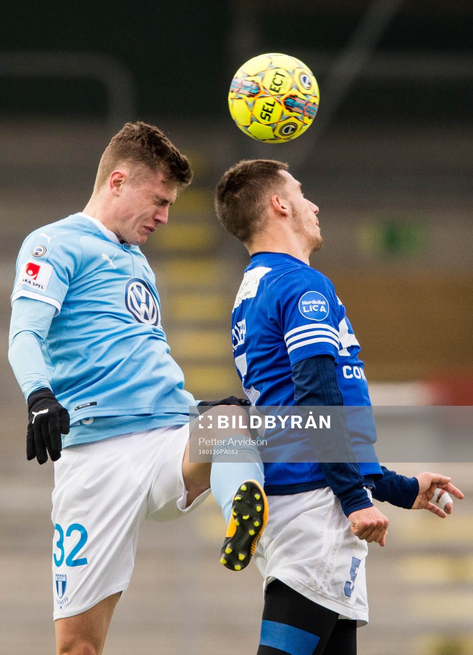 Malmö FFs Mattias Svanberg och Fremad Amager Hakan Redzep