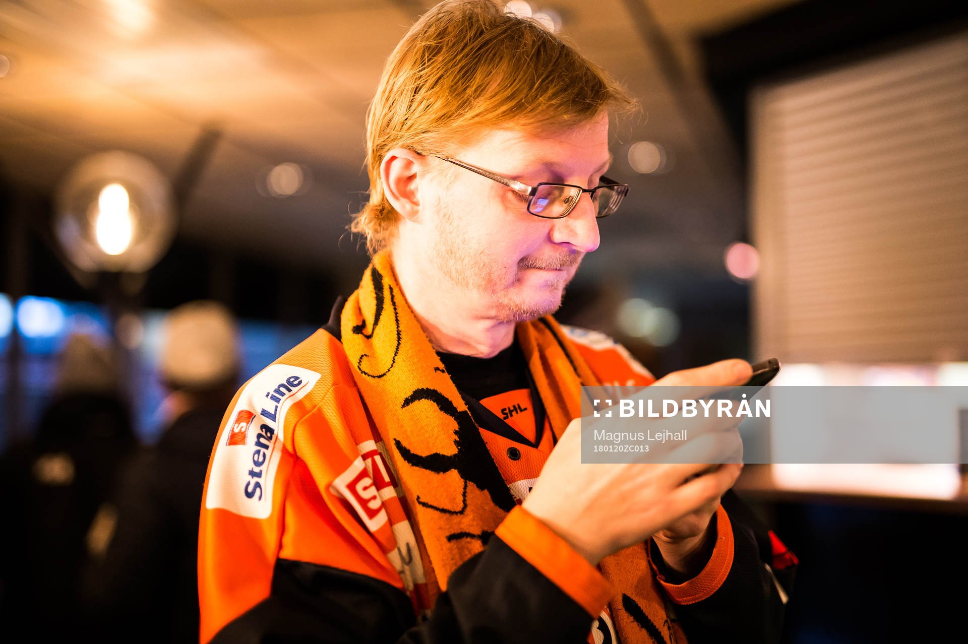 Nya restaurangen Puckat där supportrar beställer via