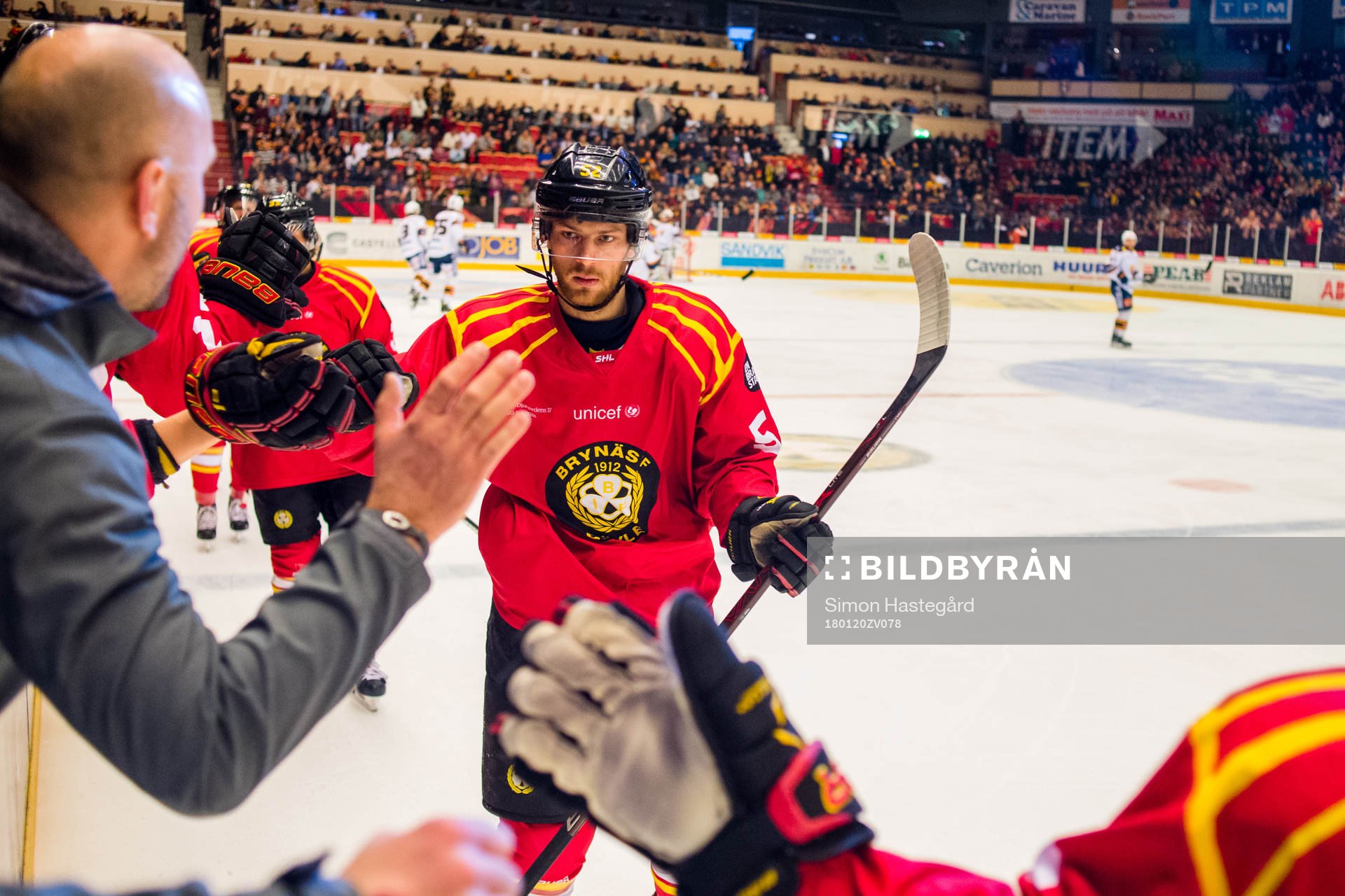 Brynäs Christopher Liljewall jublar