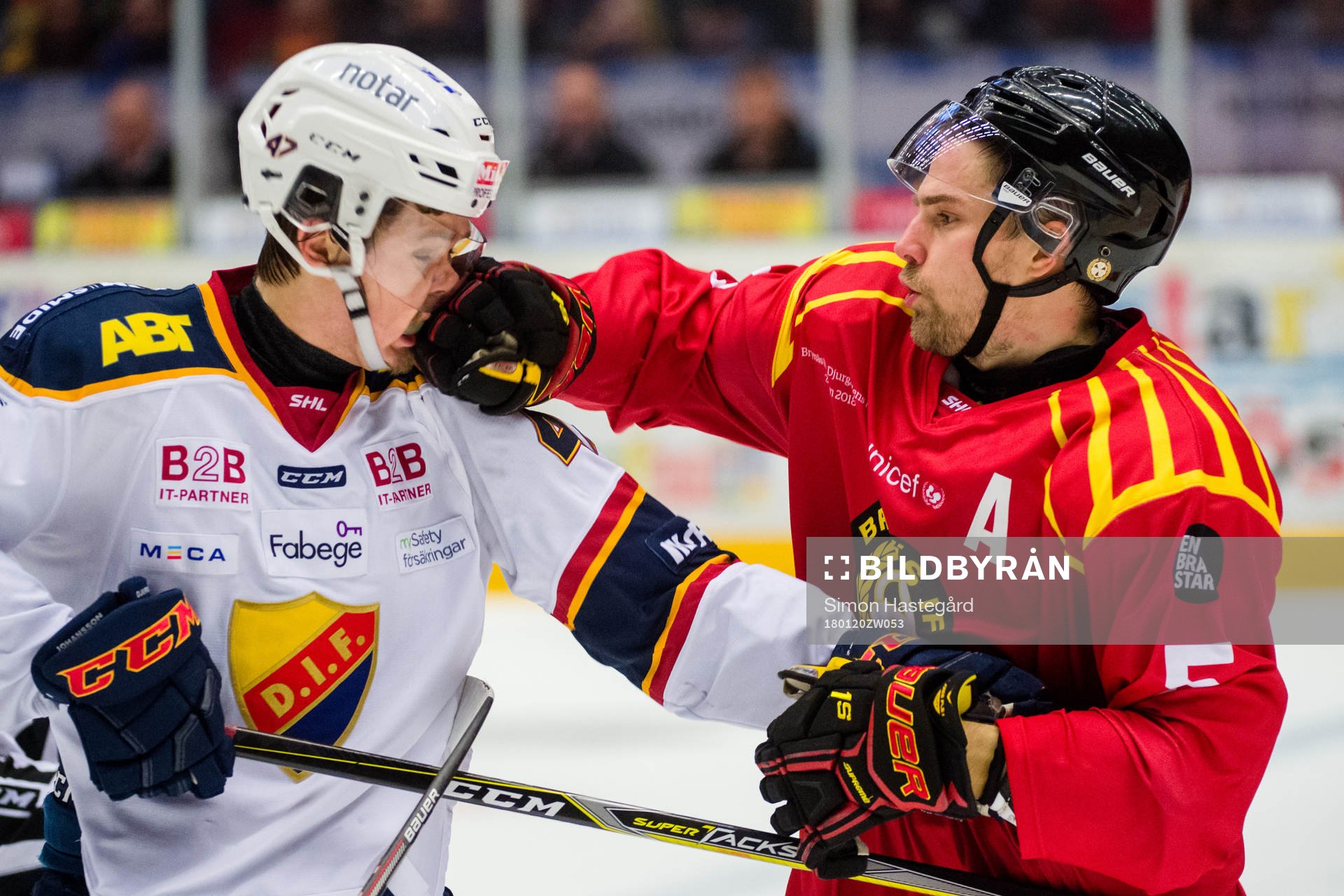 Djurgårdens Linus Johansson i bråk med Brynäs Lukas