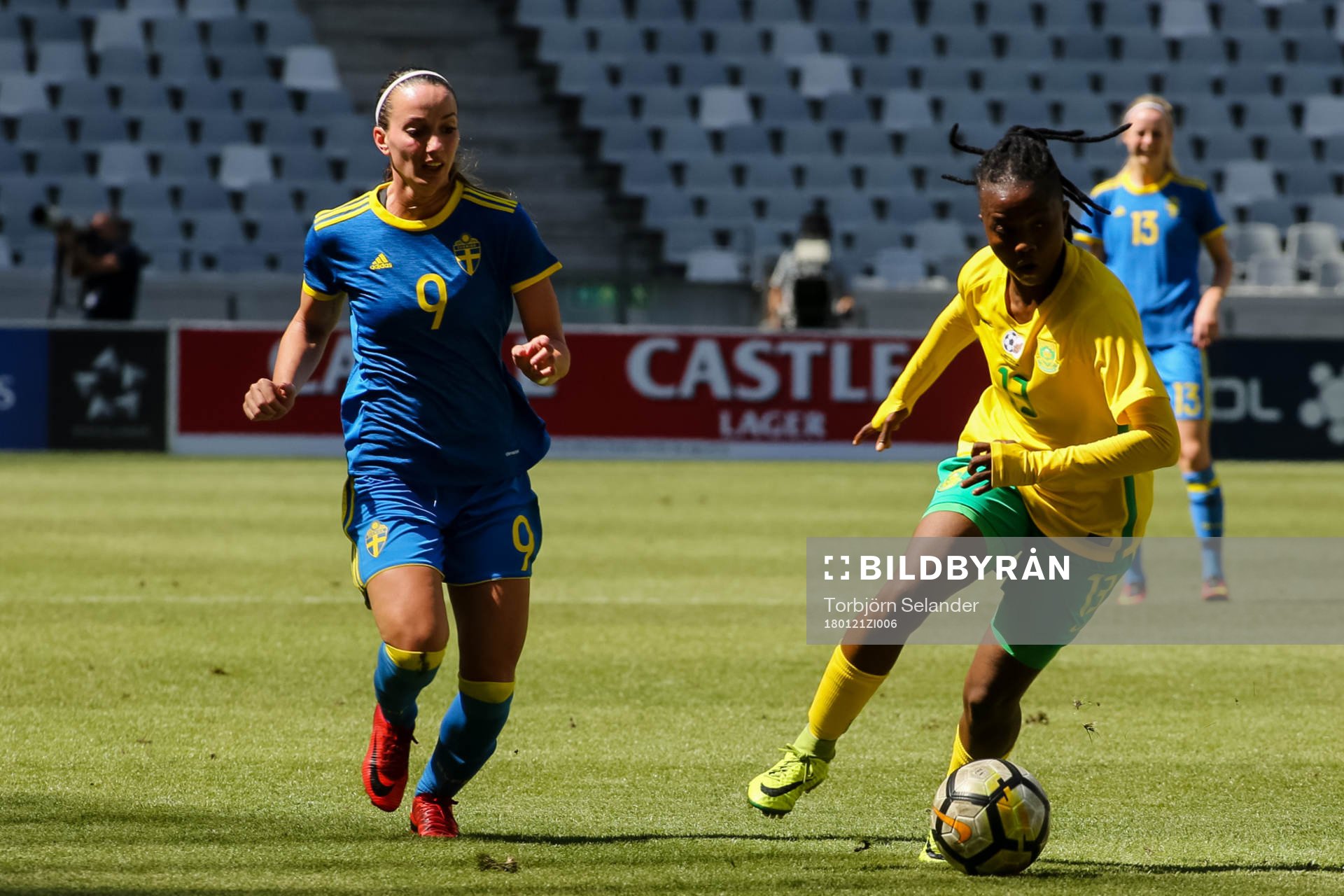 Sveriges Kosovare Asllani
