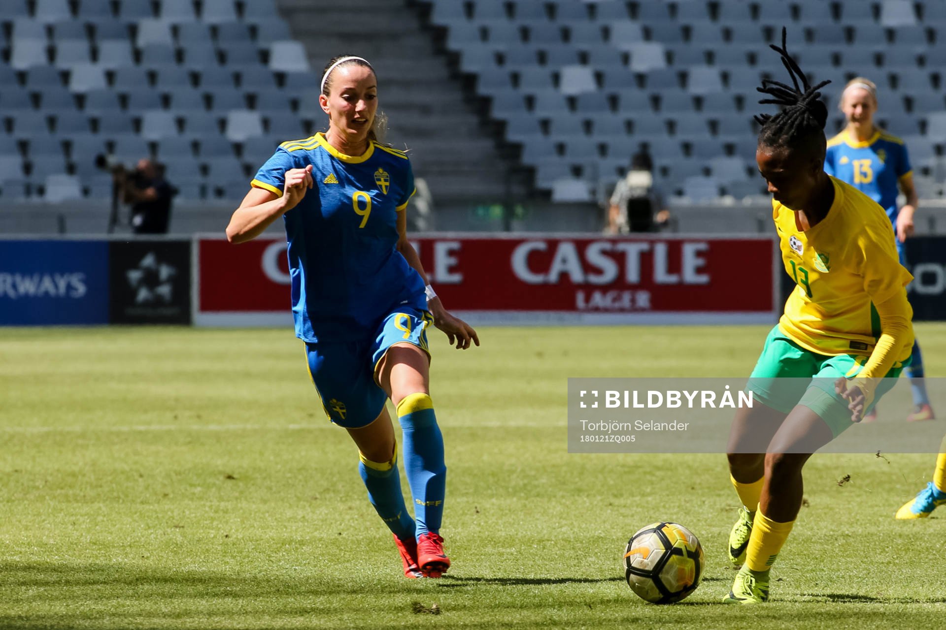 Sveriges Kosovare Asllani