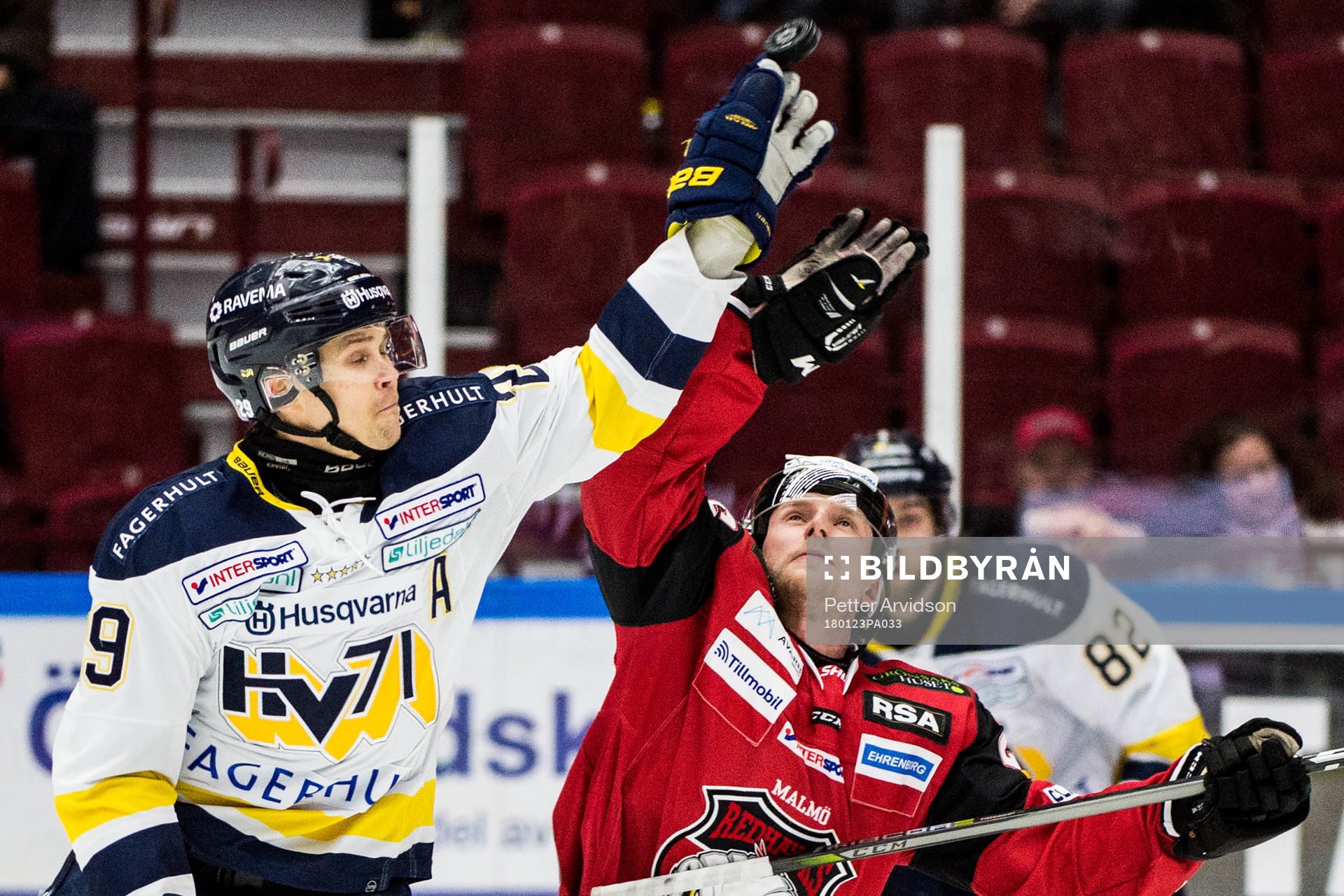 s David Ullström sträcker sig