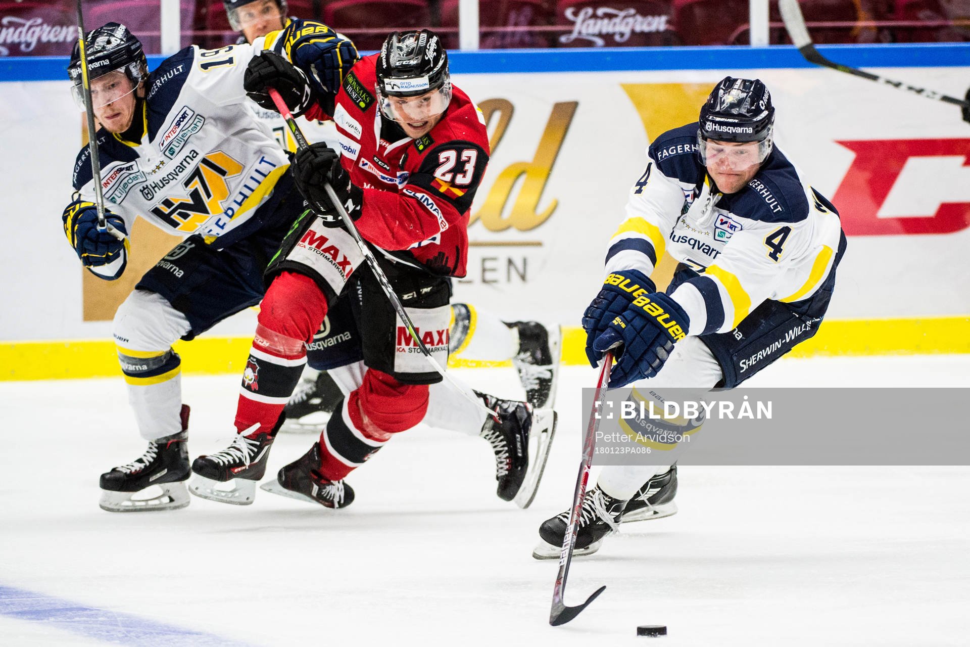 s Max Wärn och Erik Andersson mot Malmö Redhawks