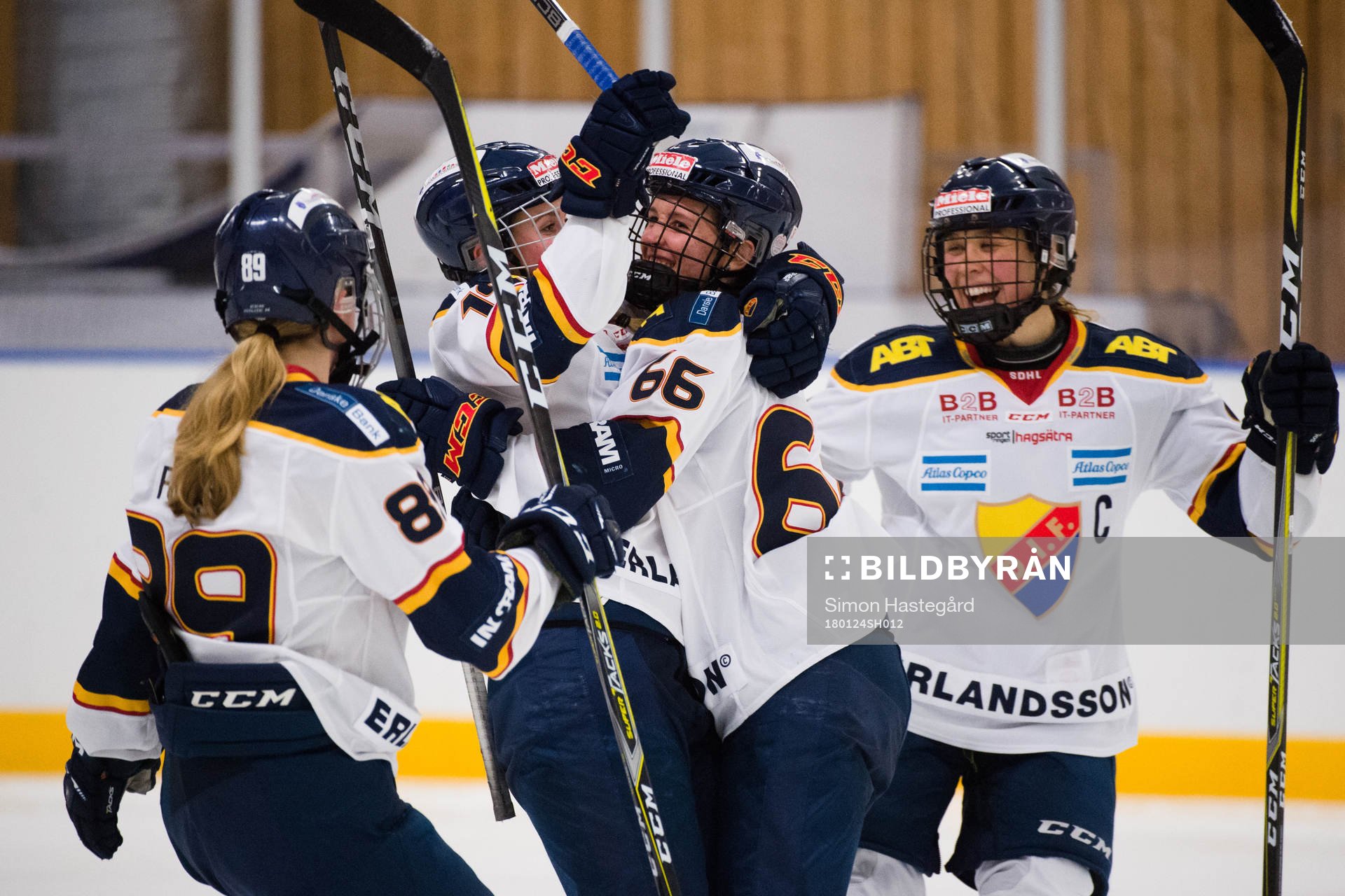 Djurgårdens Maria Lindh jublar
