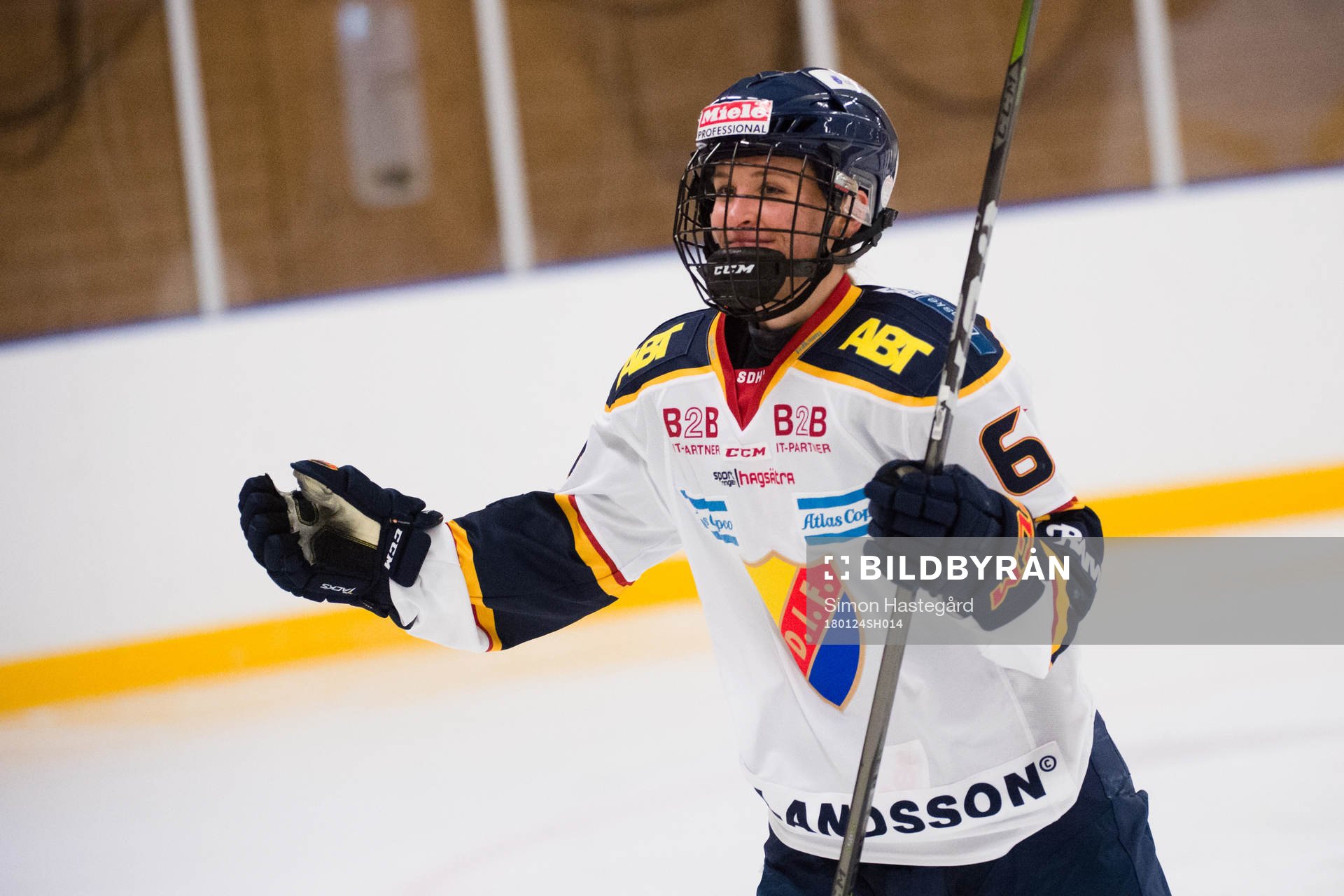 Djurgårdens Maria Lindh jublar