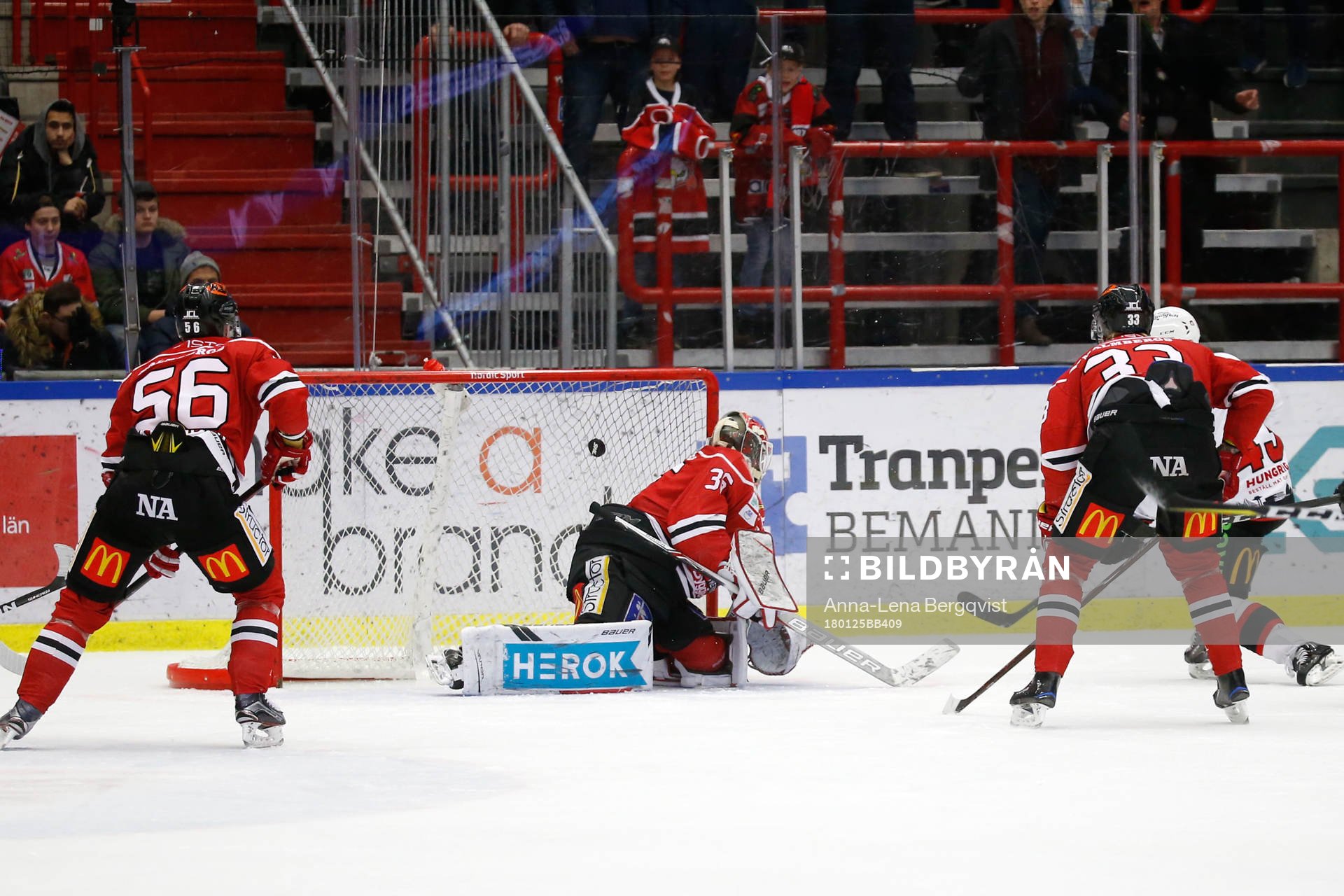 Malmö Redhawks Nichlas Hardt gör 1-1-målet bakom