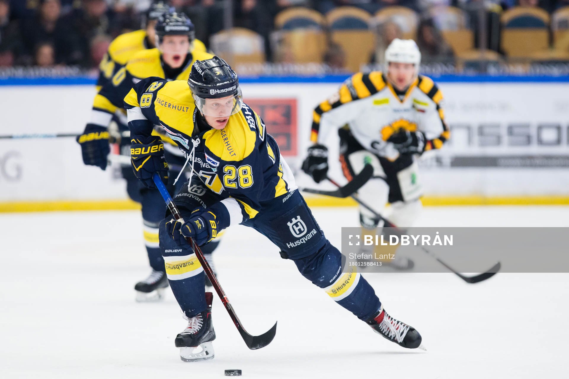 s Anton Bengtsson med pucken
