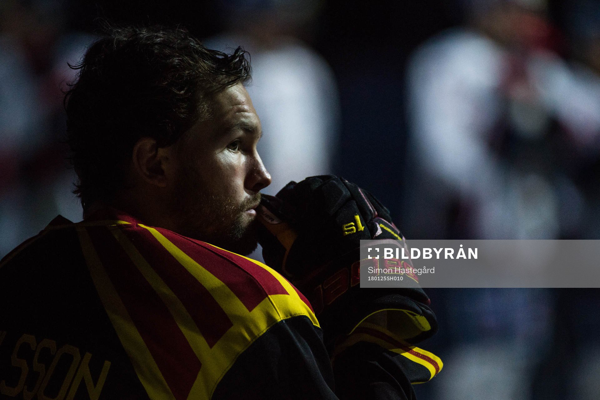 Brynäs Simon Bertilsson före ishockeymatchen i SHL mellan
