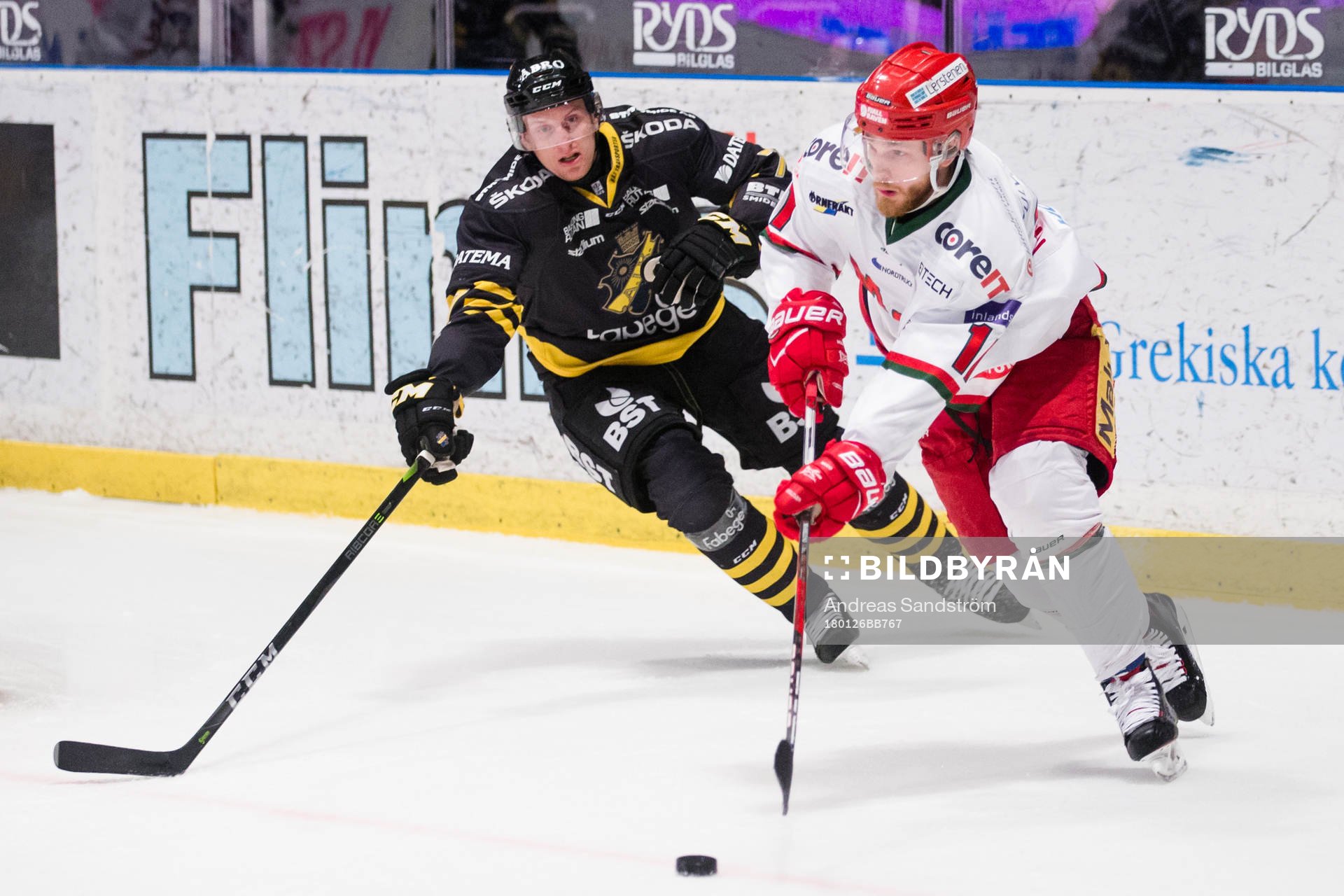 s Filip Windlert och Modos Sam Marklund
