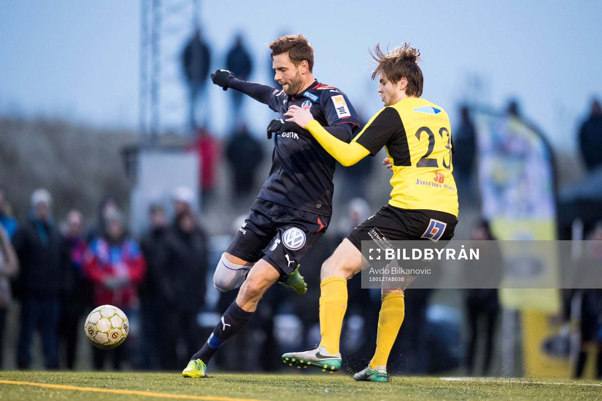 Helsingborgs Mikael Dahlberg och Mjällby Axel Norén