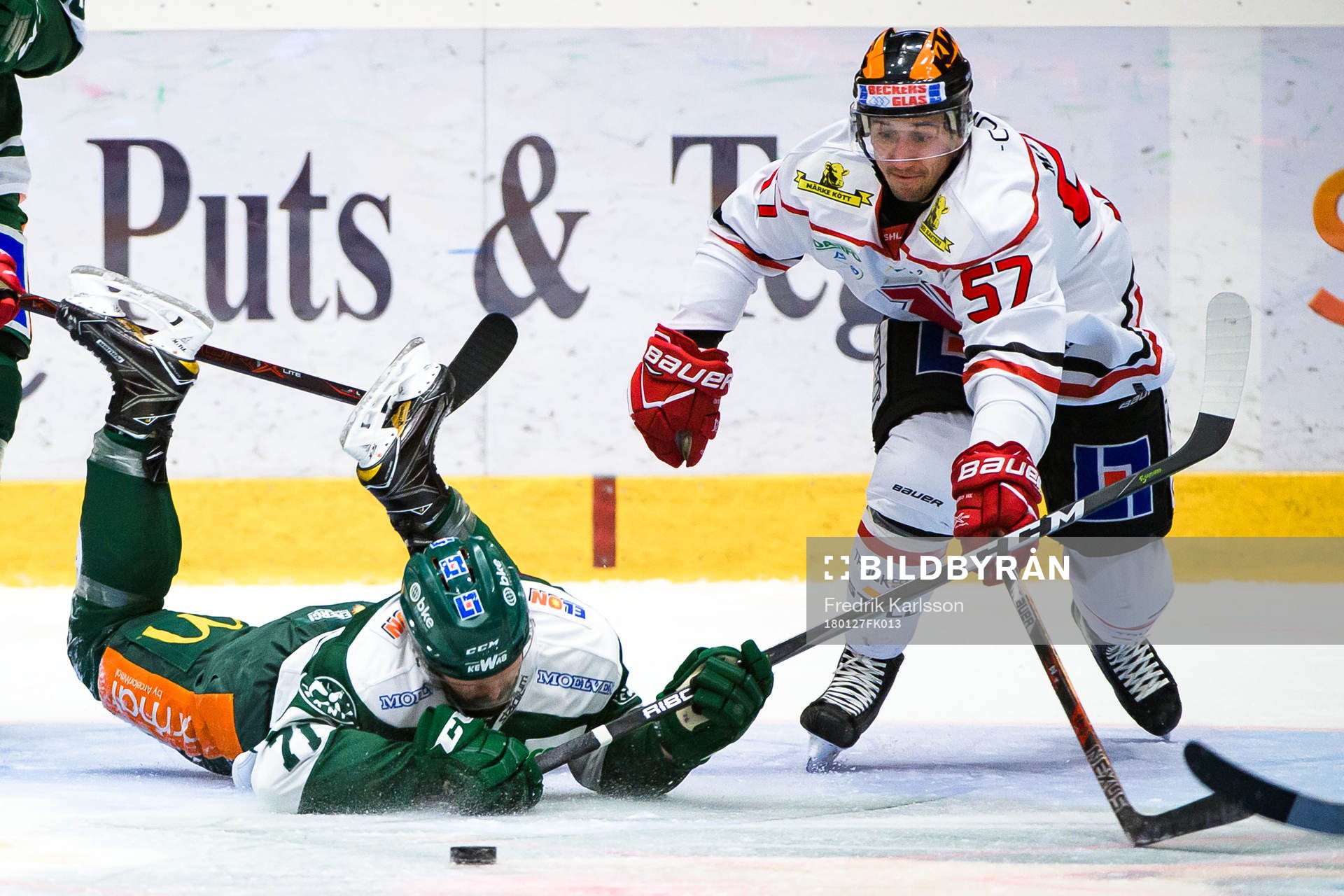 Färjestads Jesse Virtanen och Örebros Daine Todd