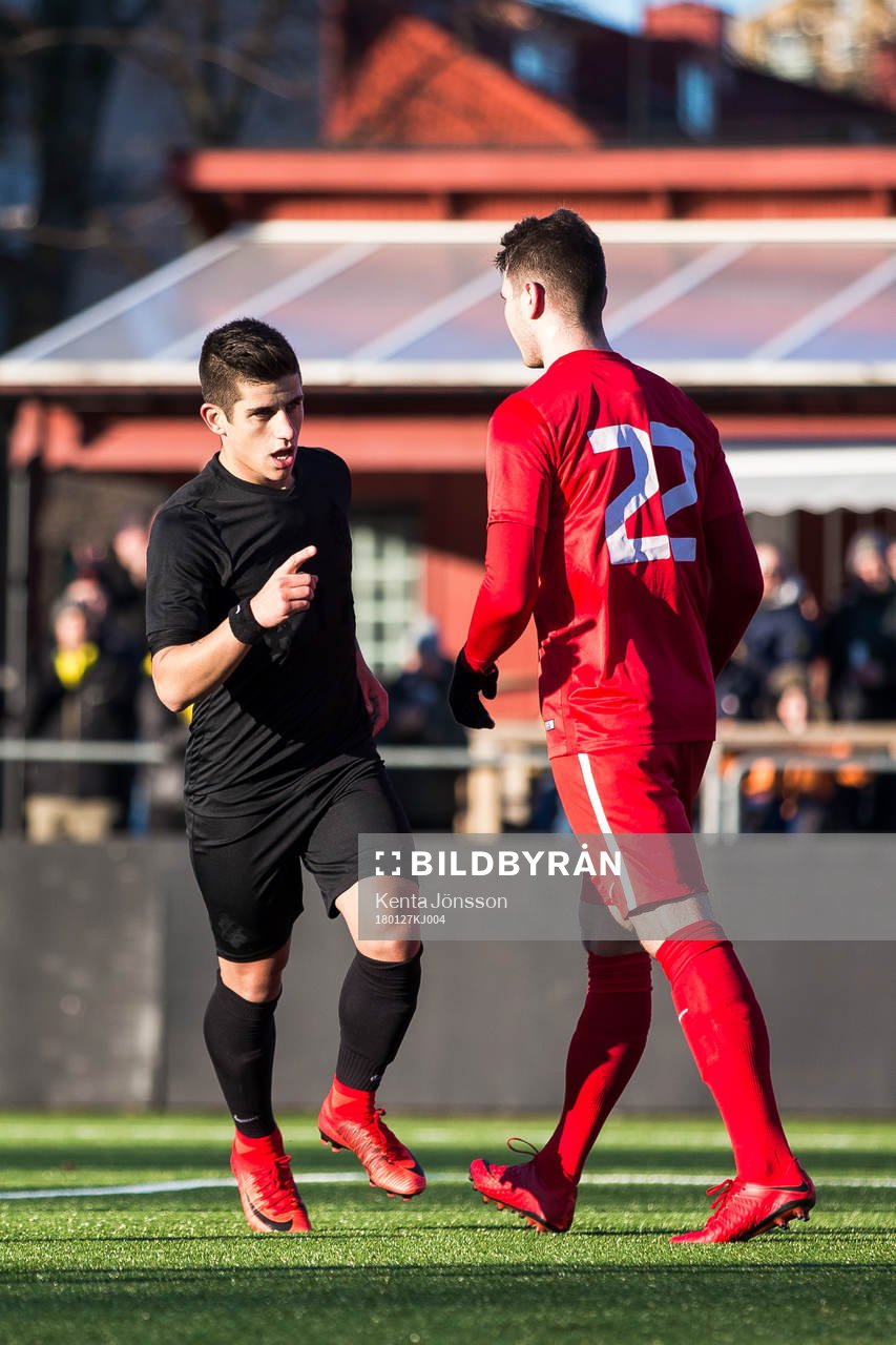 s Nicolas Marcelo Stefanelli jublar