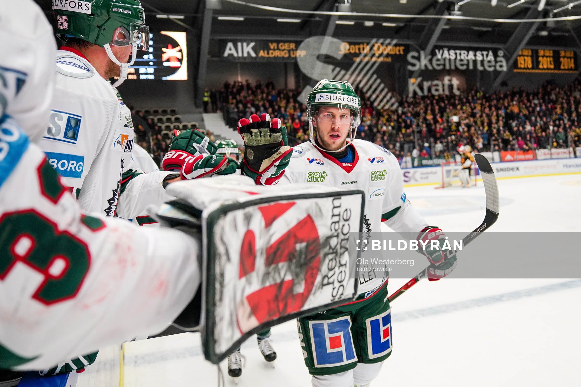 Frölundas Matt Donovan jublar