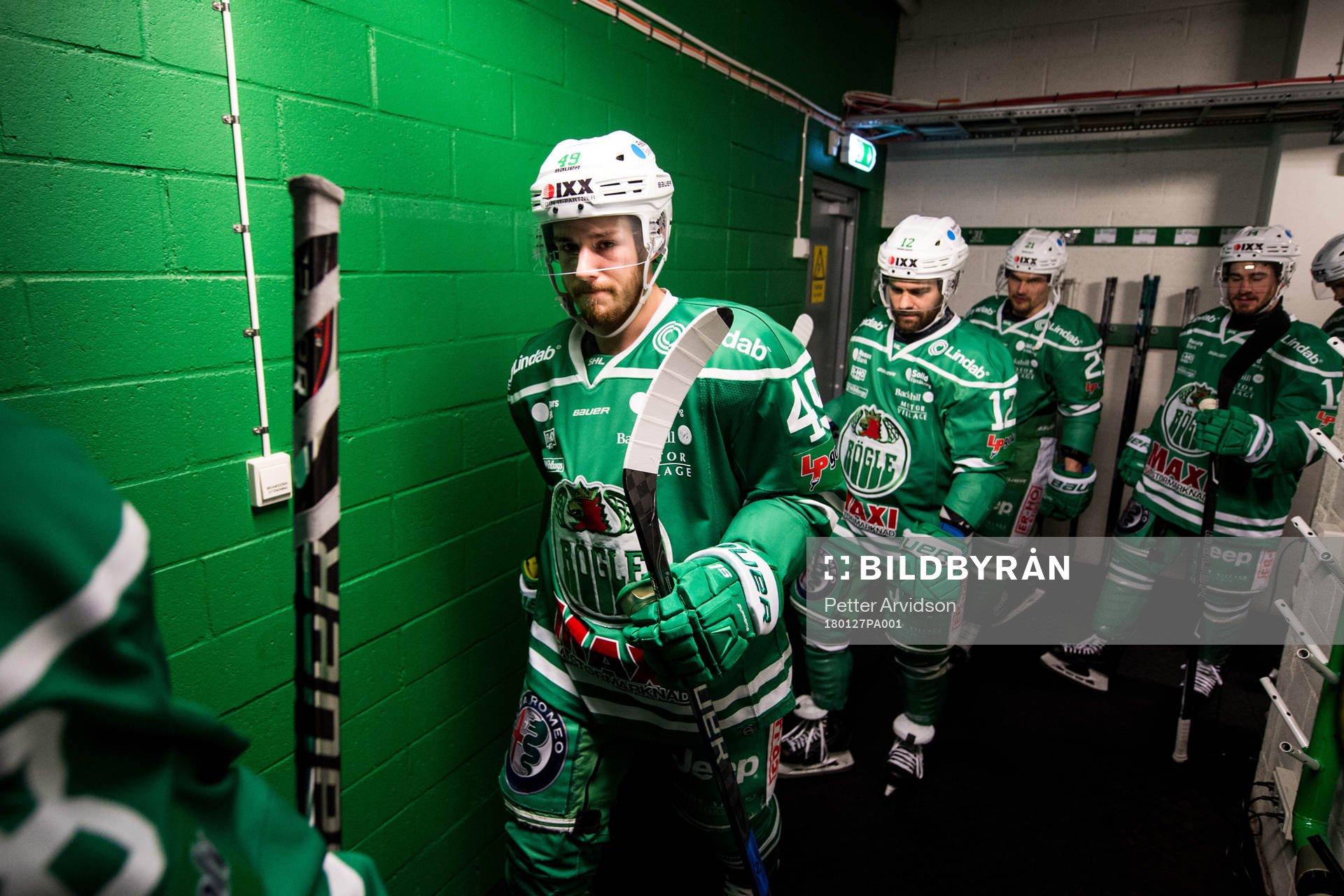 Rögles Sebastian Collberg gör entré till uppvärmningen