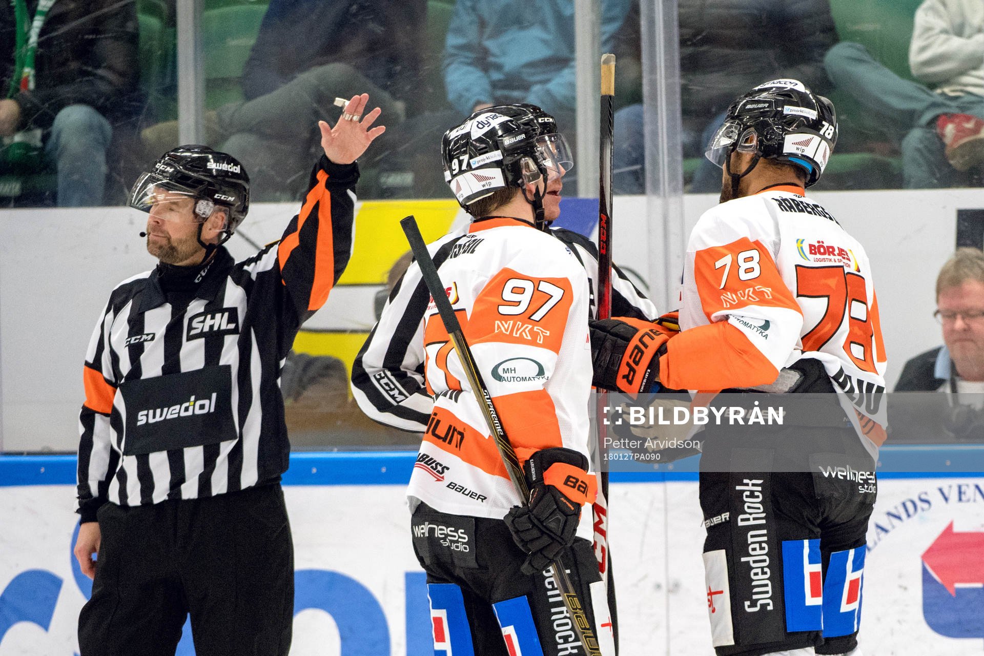 Karlskronas Akim Aliu fick matchstraff