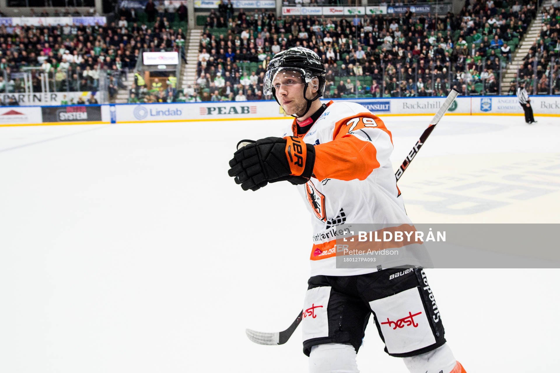 Karlskronas Emil Lundberg jublar