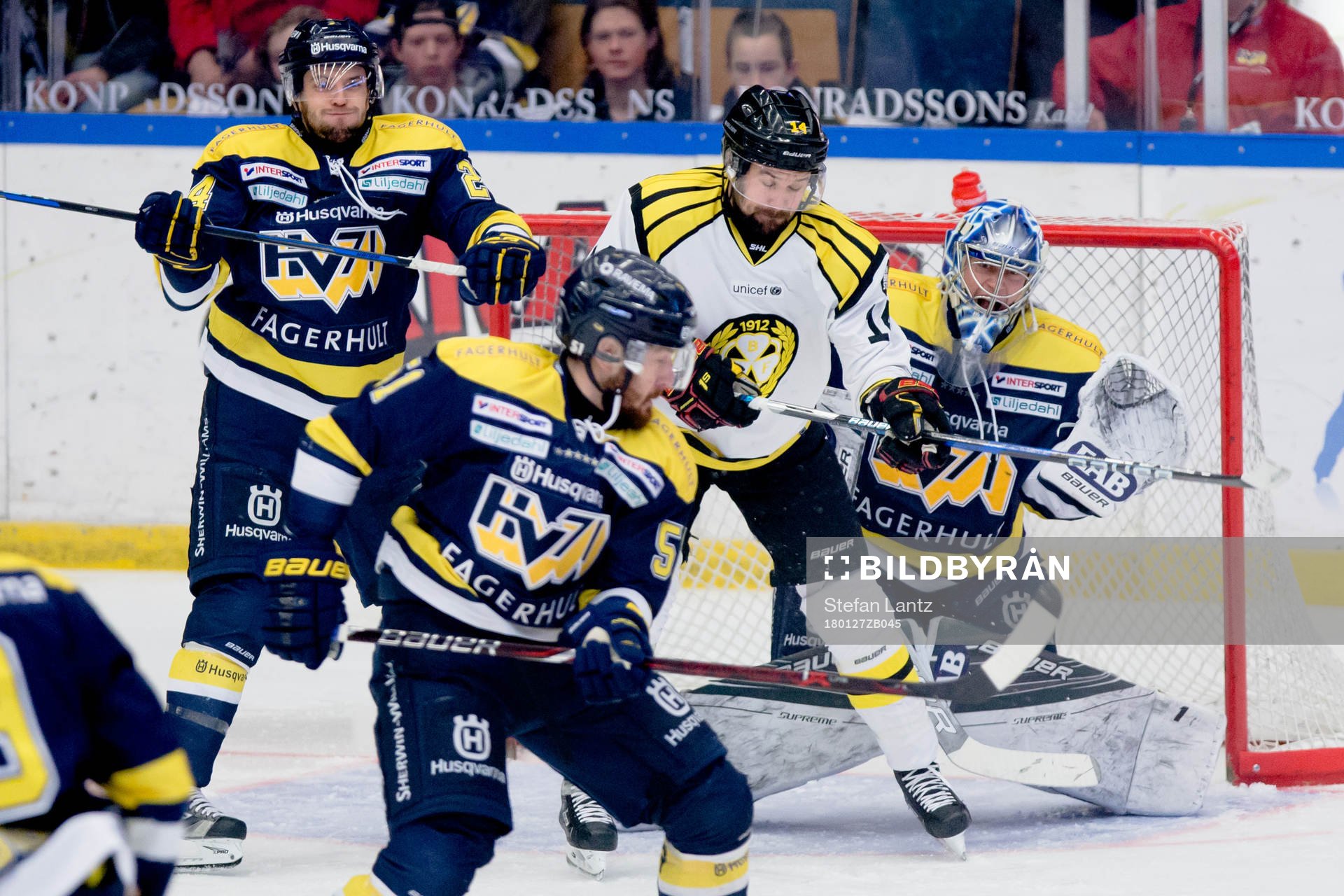 s Stefan Elliott, Marc Zanetti och målvakt Fredrik