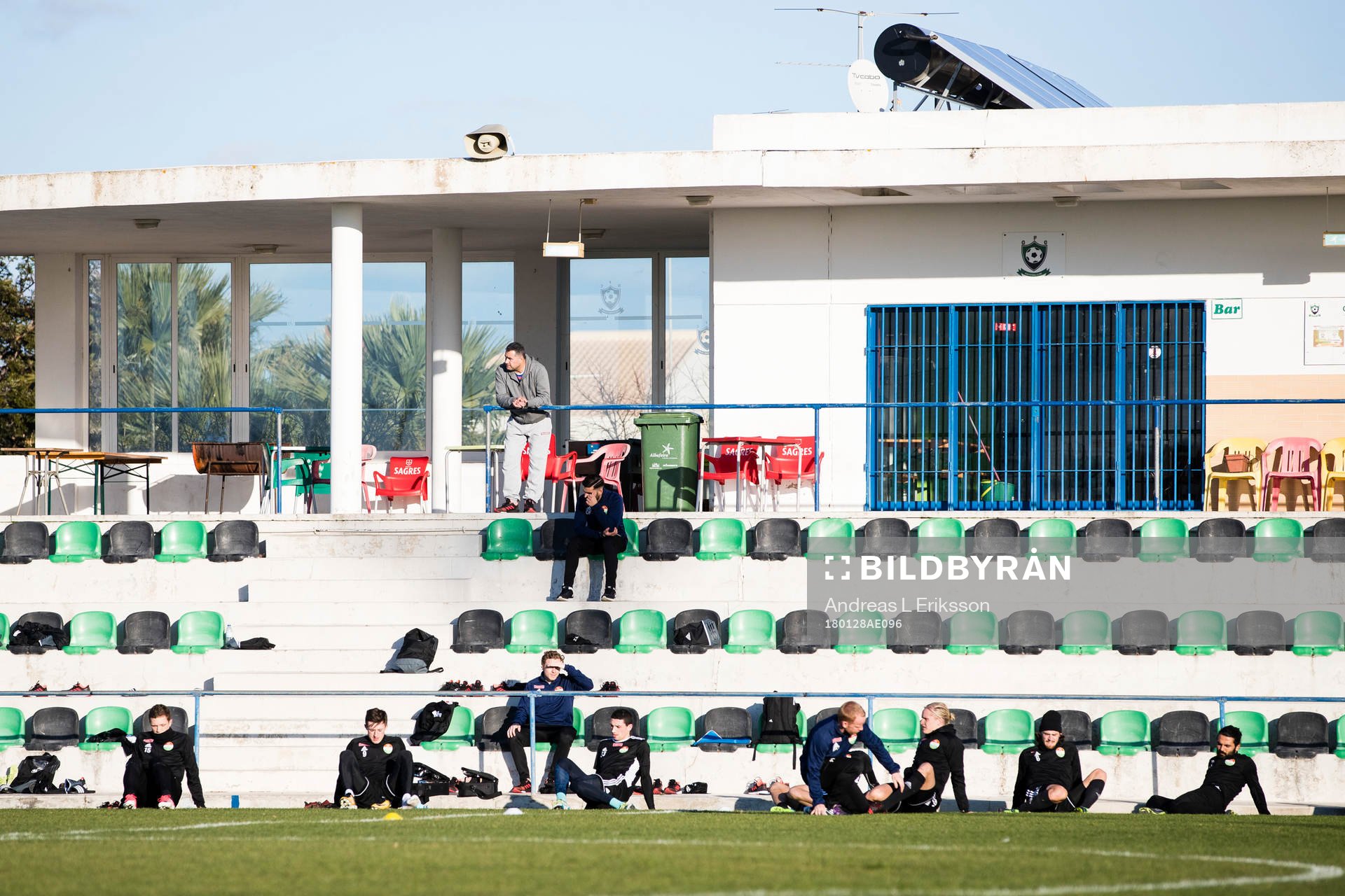Läktaren på Estadio Munucipal Guia