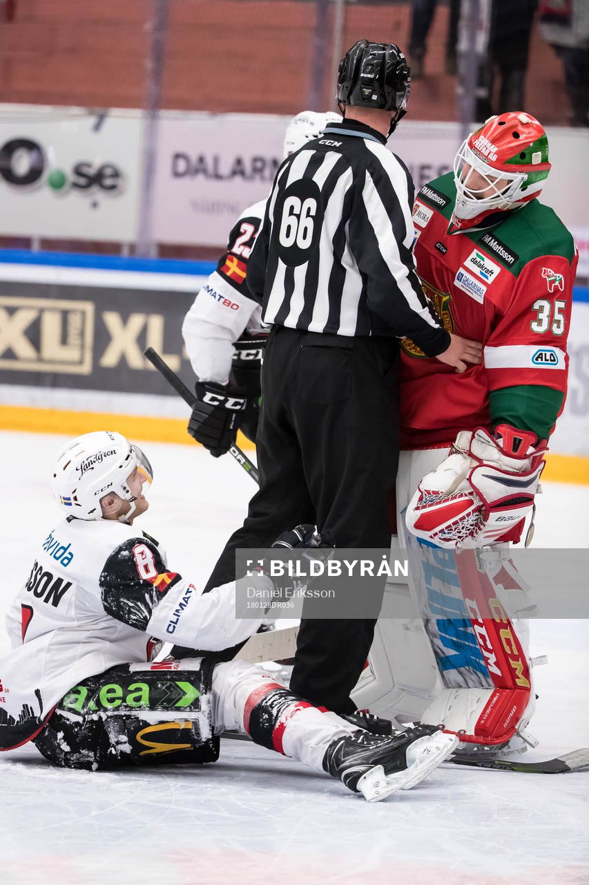 Moras målvakt Christian Engstrand och Malmö Redhawks