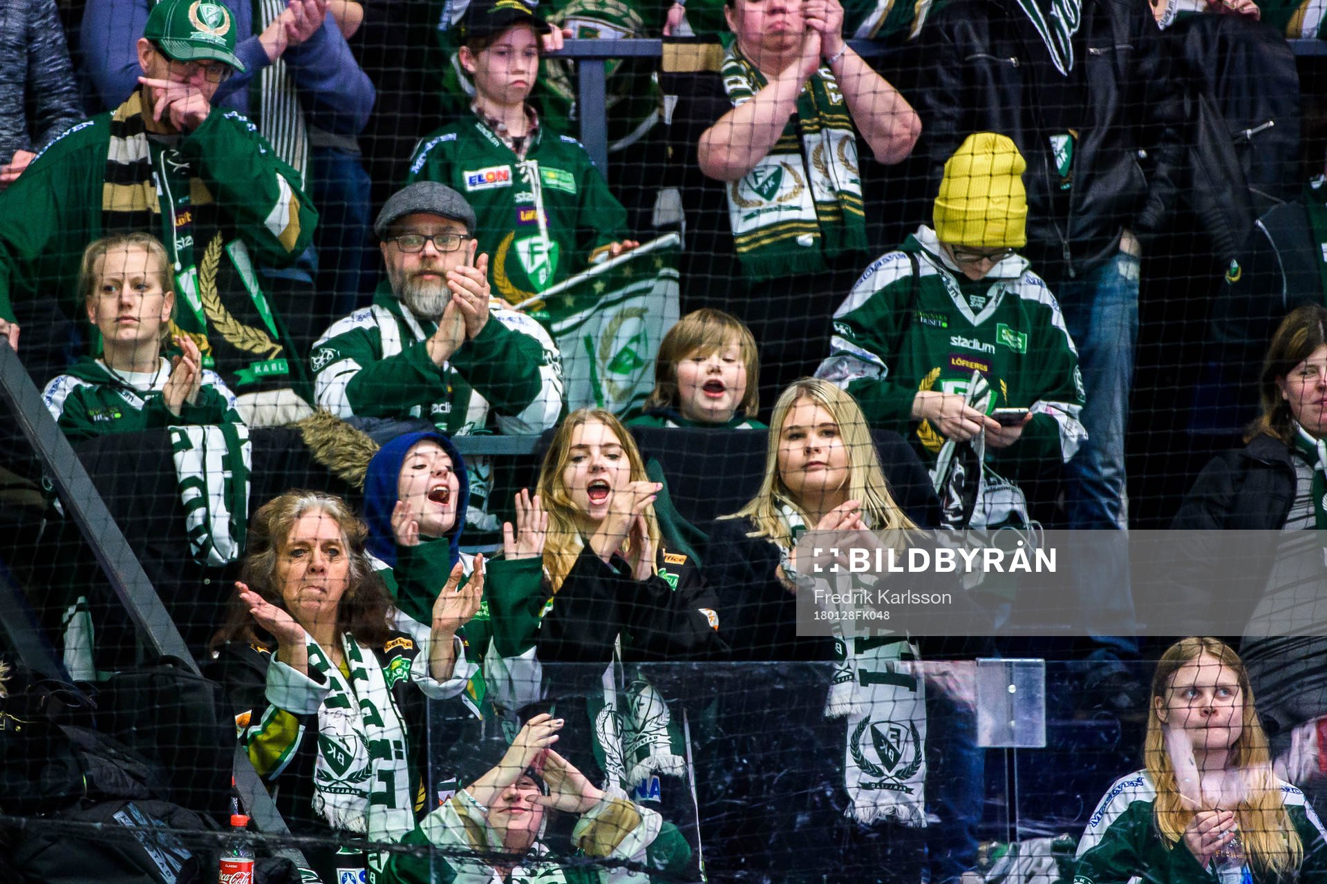 Färjestads supportrar jublar