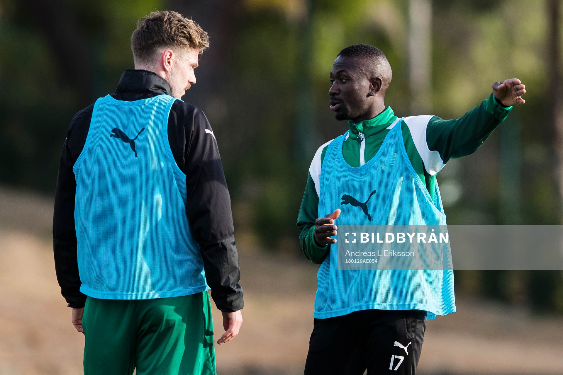 Hammarbys Arnór Smárason och Pa Amat Dibba