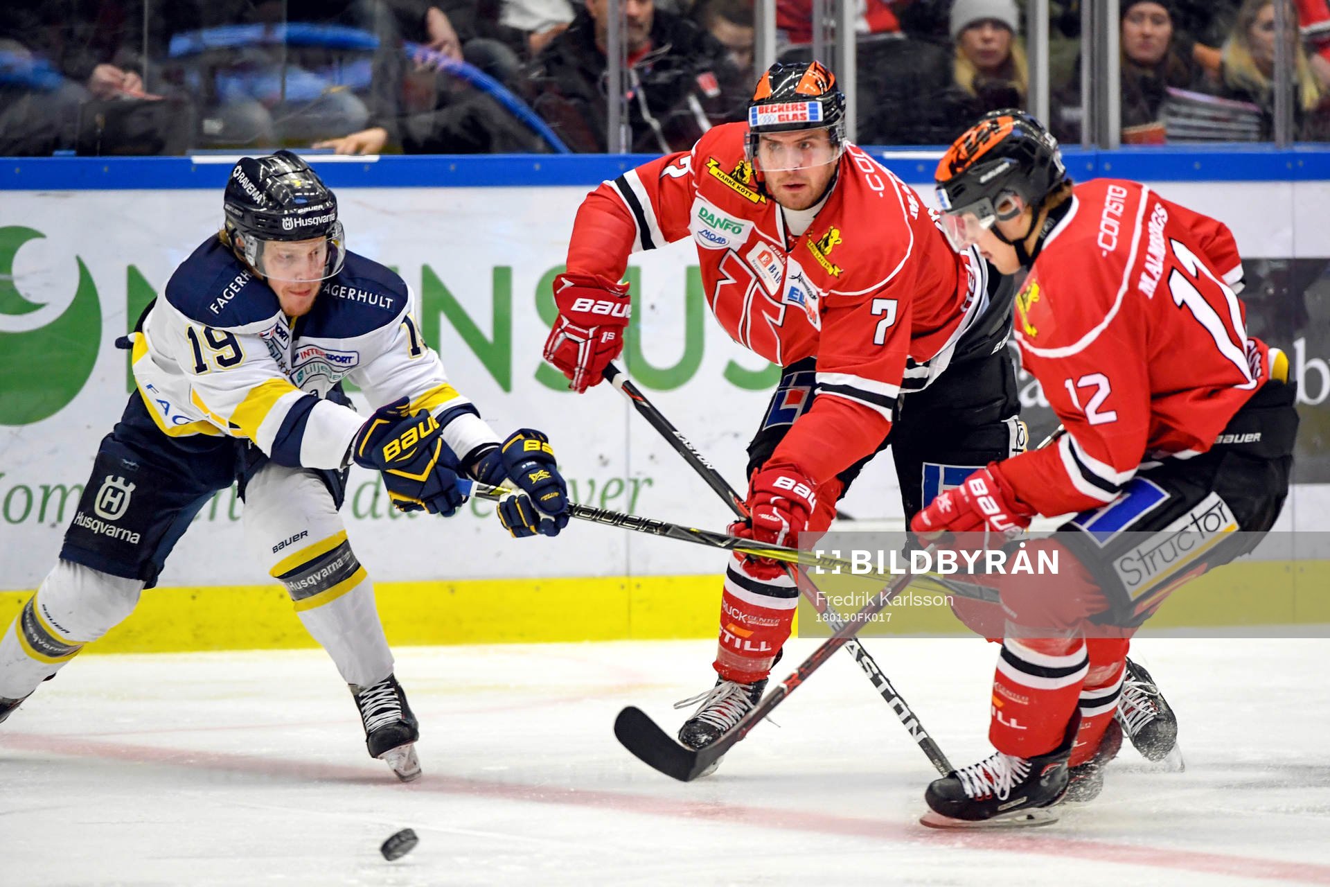 s Erik Andersson och Örebros Alexander Hellström och