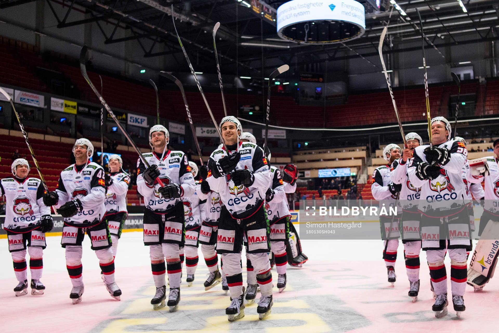 Malmö Redhawks spelare tackar publiken