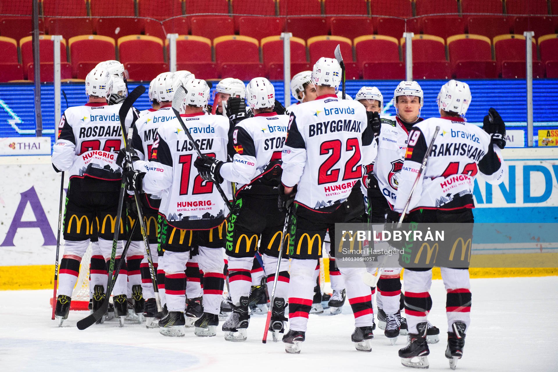 Malmö Redhawks spelare jublar