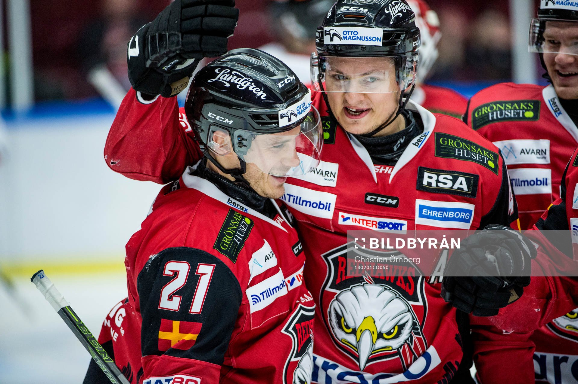 Malmö Redhawks Andy Miele jublar med Rhett Rakhshani