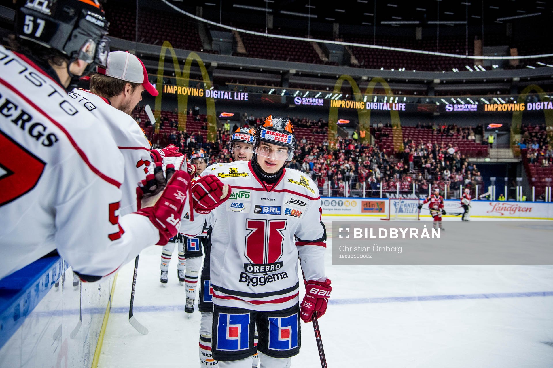 Örebros Glenn Gustafsson jublar