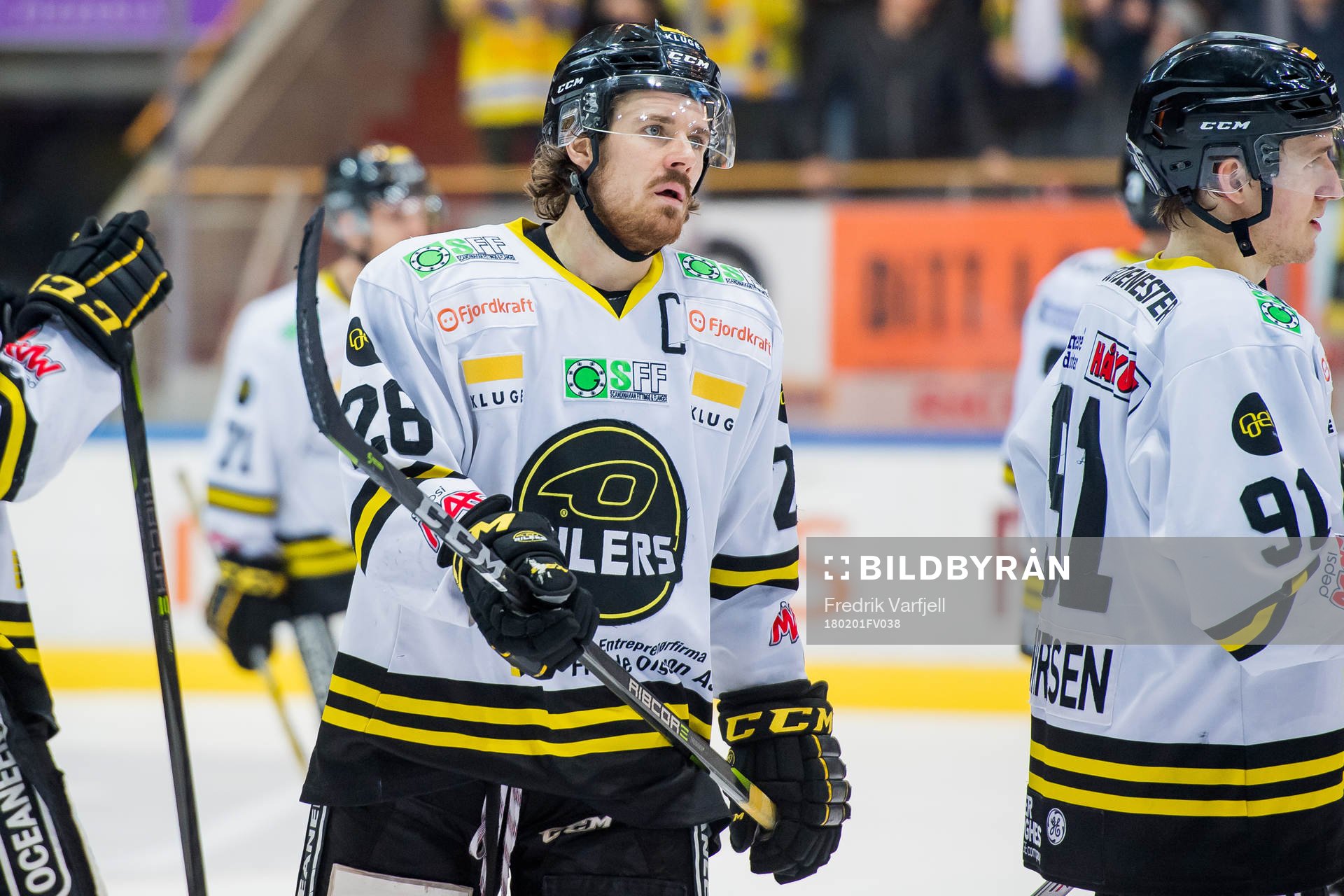 Kristian Forsberg of Stavanger Oilers looks dejected
