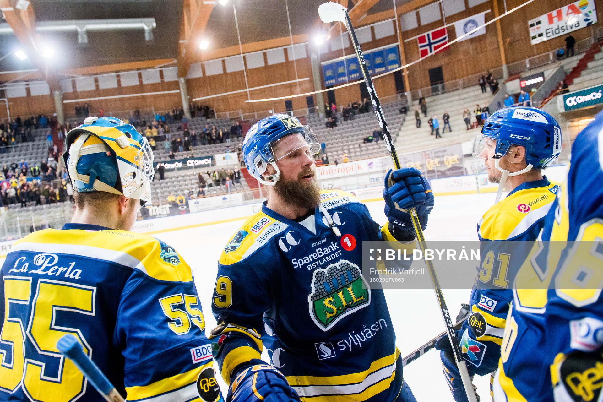 Goaltender Oskar Östlund, Robin Dahlstrøm and Mikael