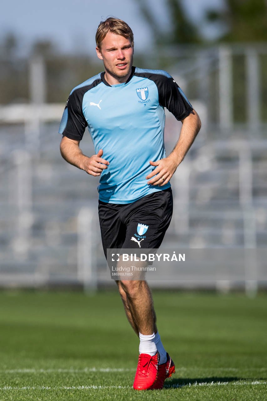 Malmö FFs Oscar Lewicki