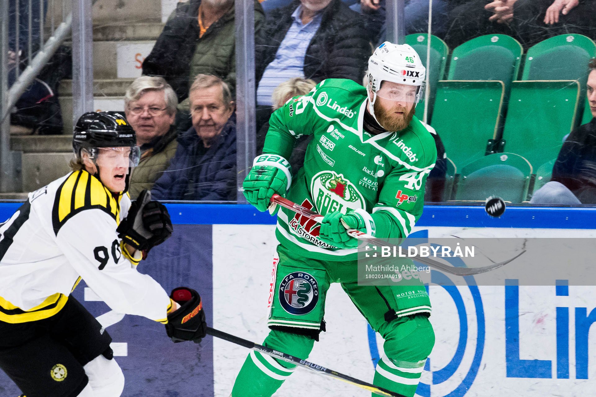Brynäs Jesper Boqvist och Rögles Janne Jalasvaara