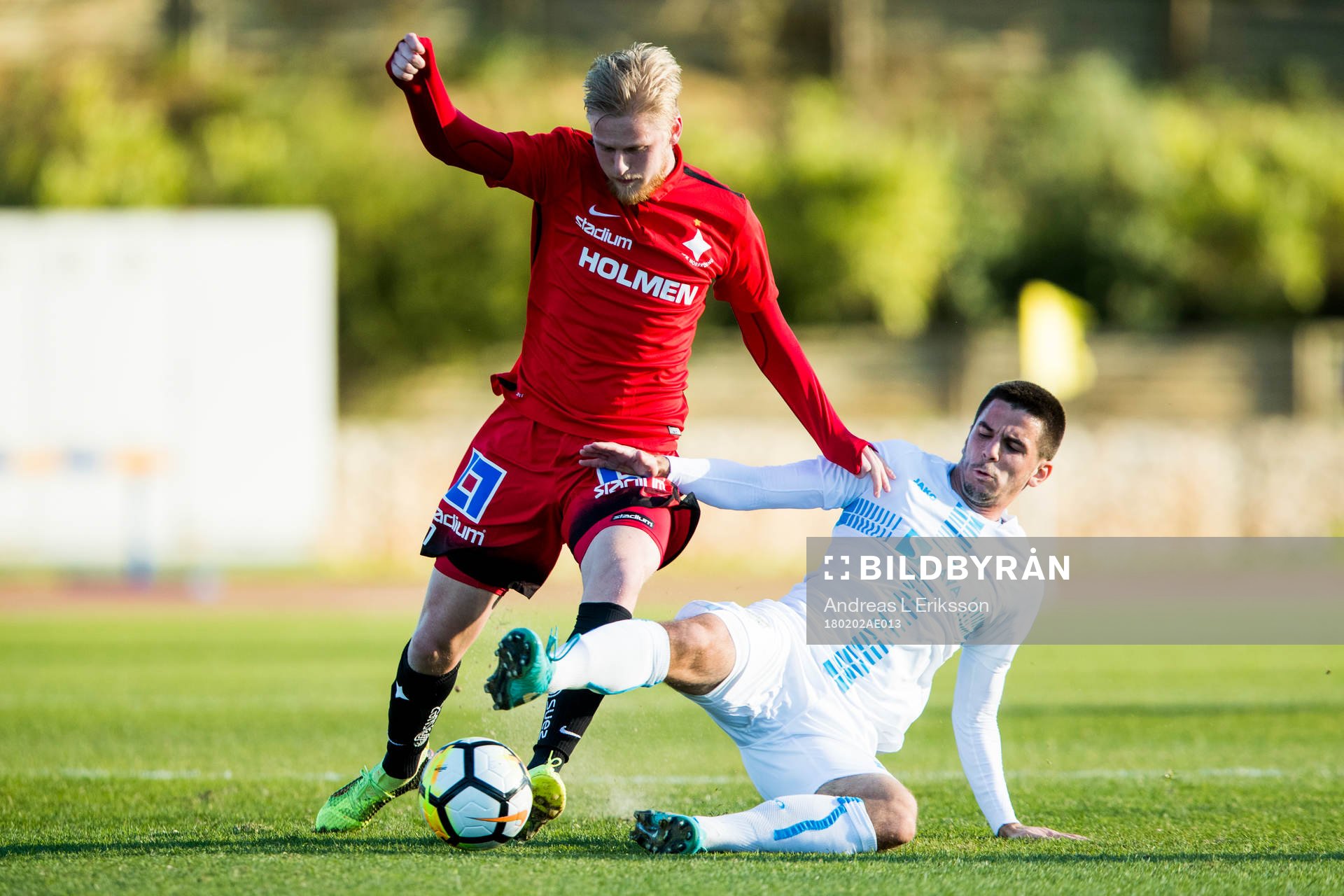 Norrköpings Kalle Holmberg och Rijekas Domagoj Pavicic