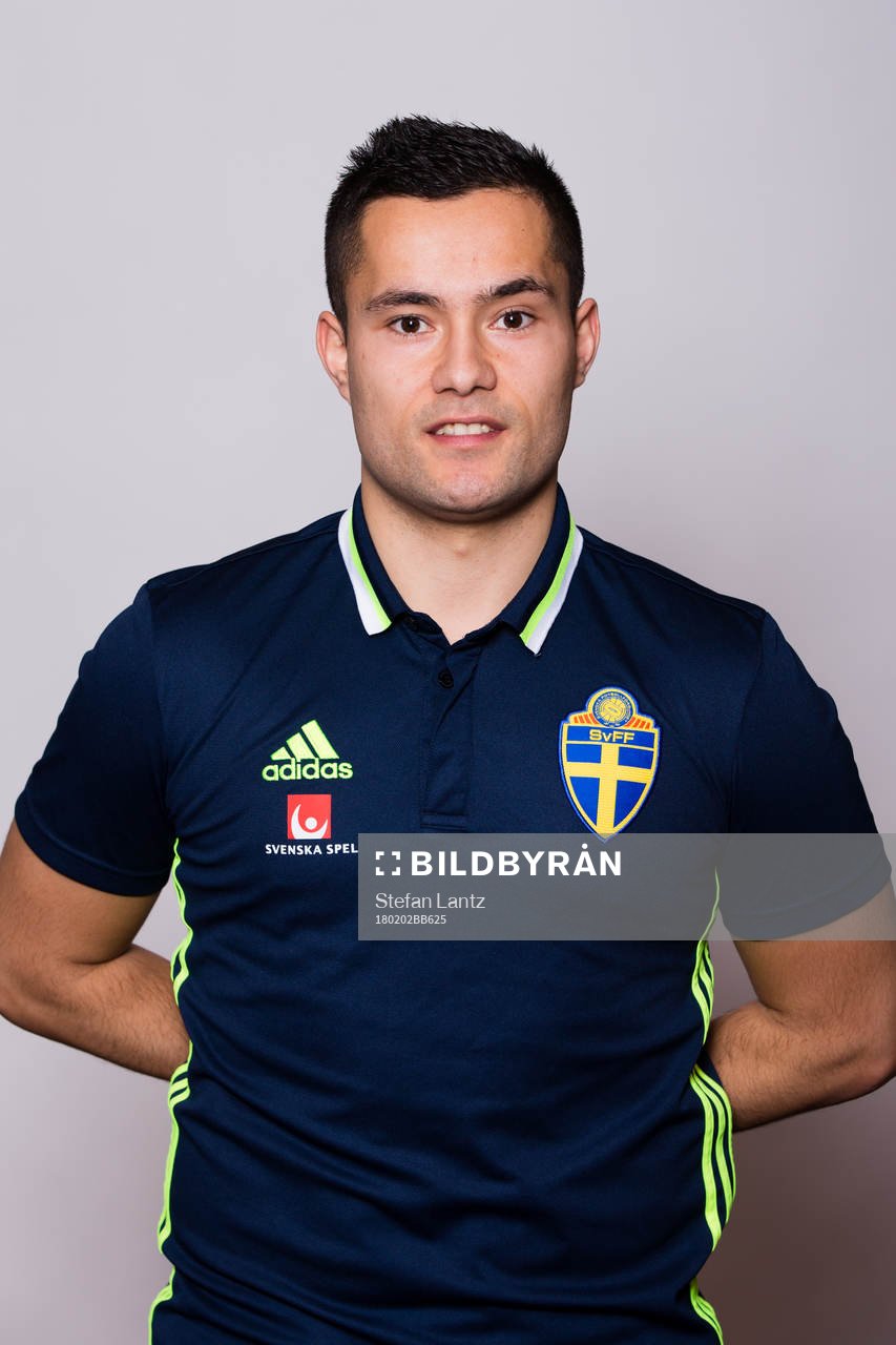 Julian Poulsen Sosefo poserar för ett porträtt under en fotografering den 2 februari 2018 i Jönköping. 