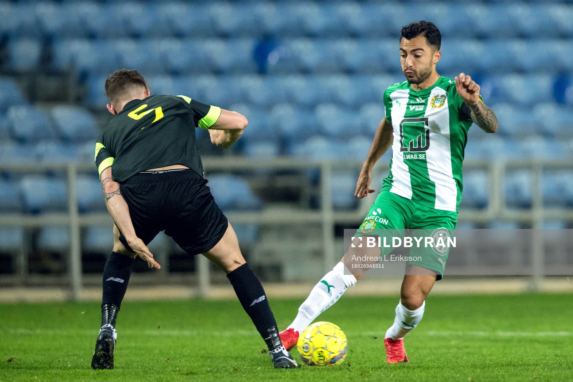Shamrock Rovers Lee Grace och Hammarbys Jiloan Hamad