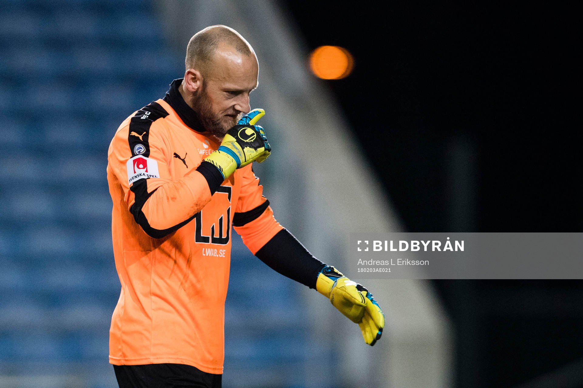 Hammarbys målvakt Benny Lekström deppar