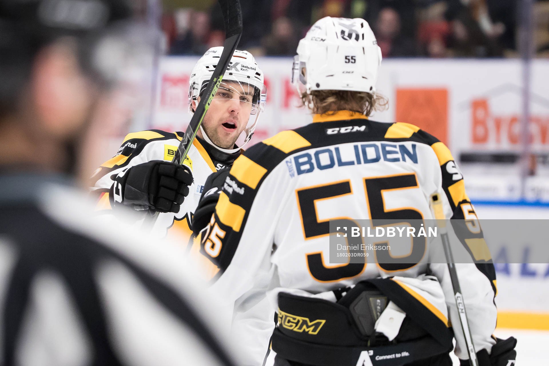 Skellefteås Joakim Lindström jublar