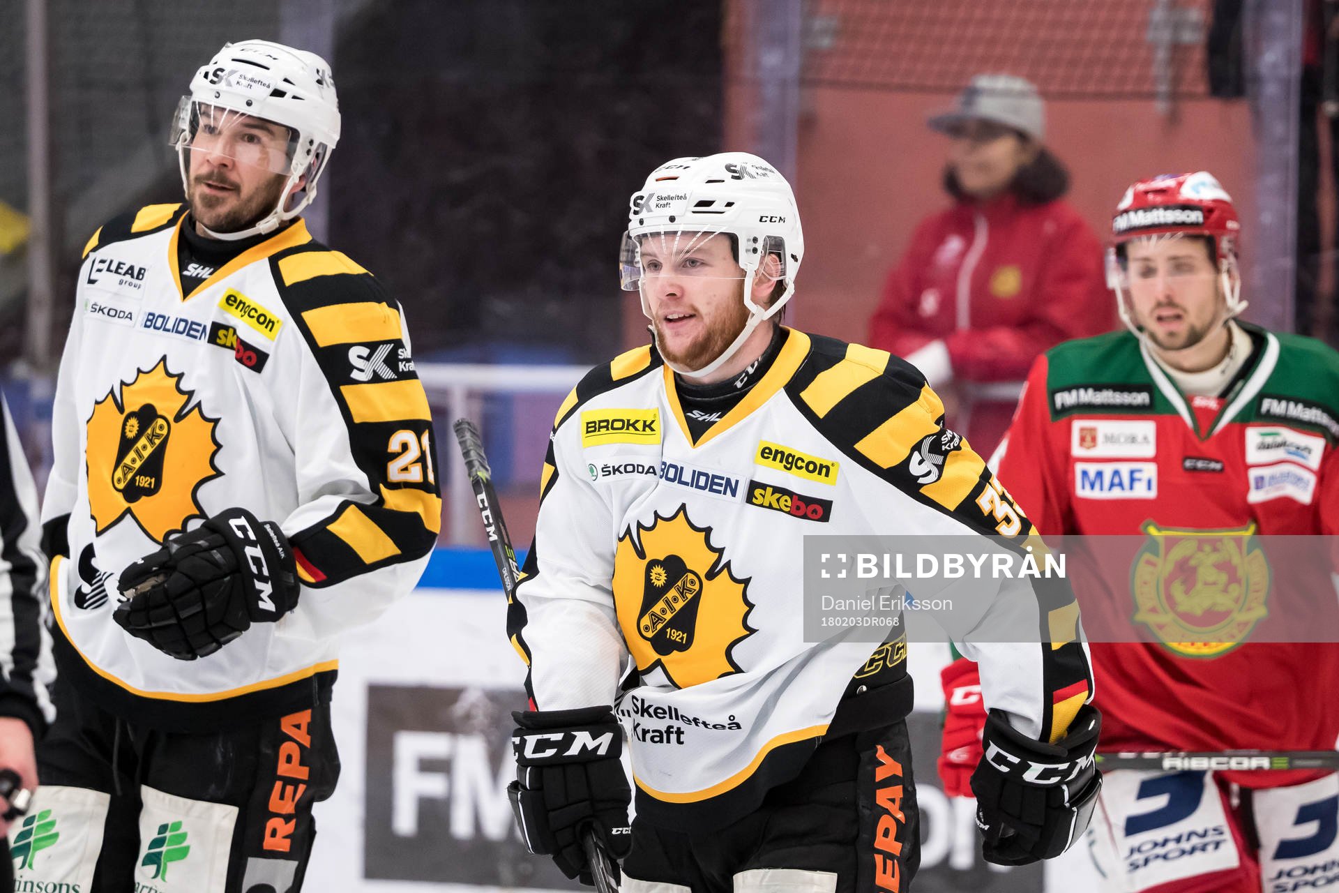 Skellefteås Sebastian Ohlsson jublar