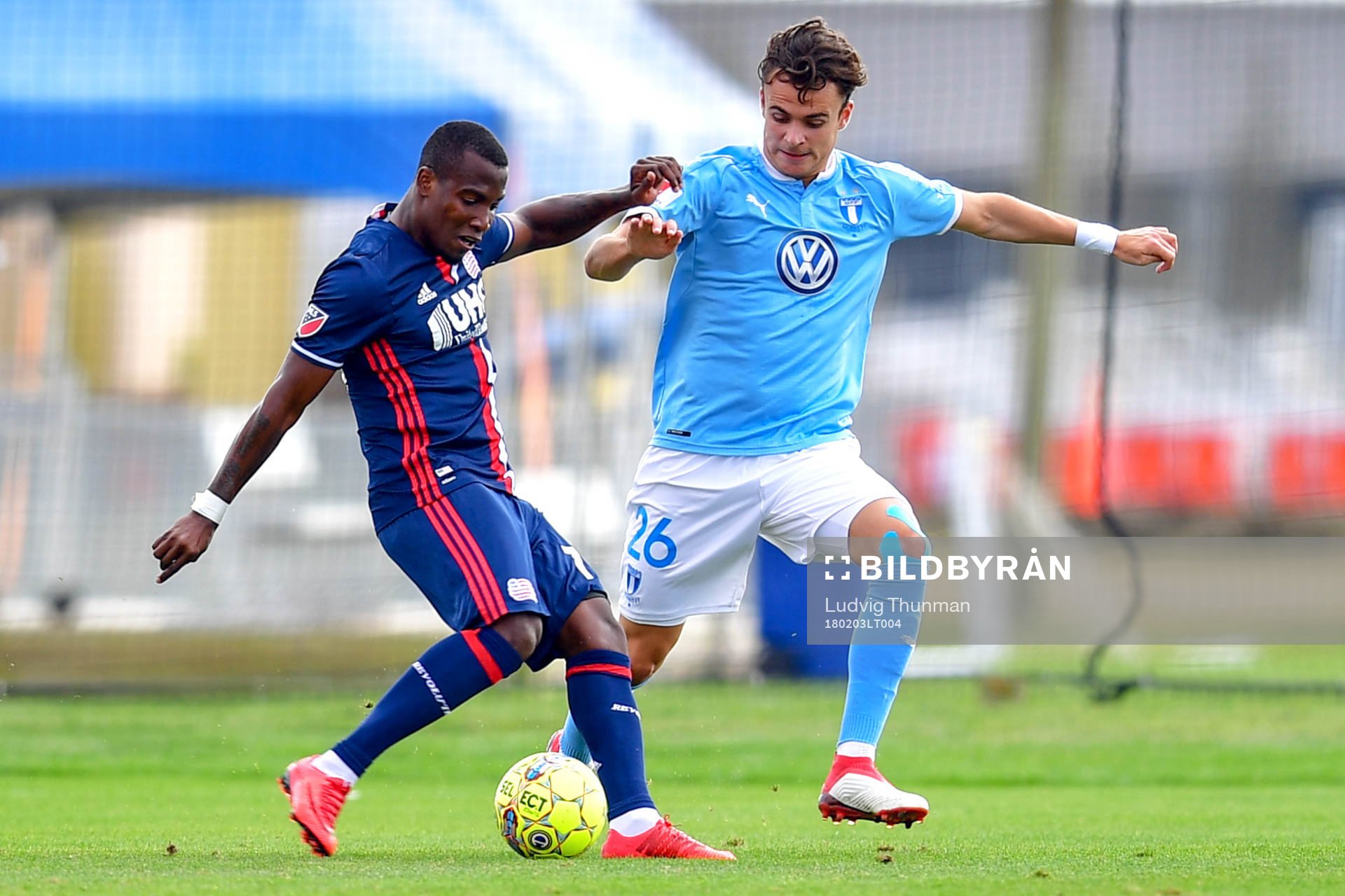 New Englands Brian Wright och Malmö FFs Andreas Vindheim