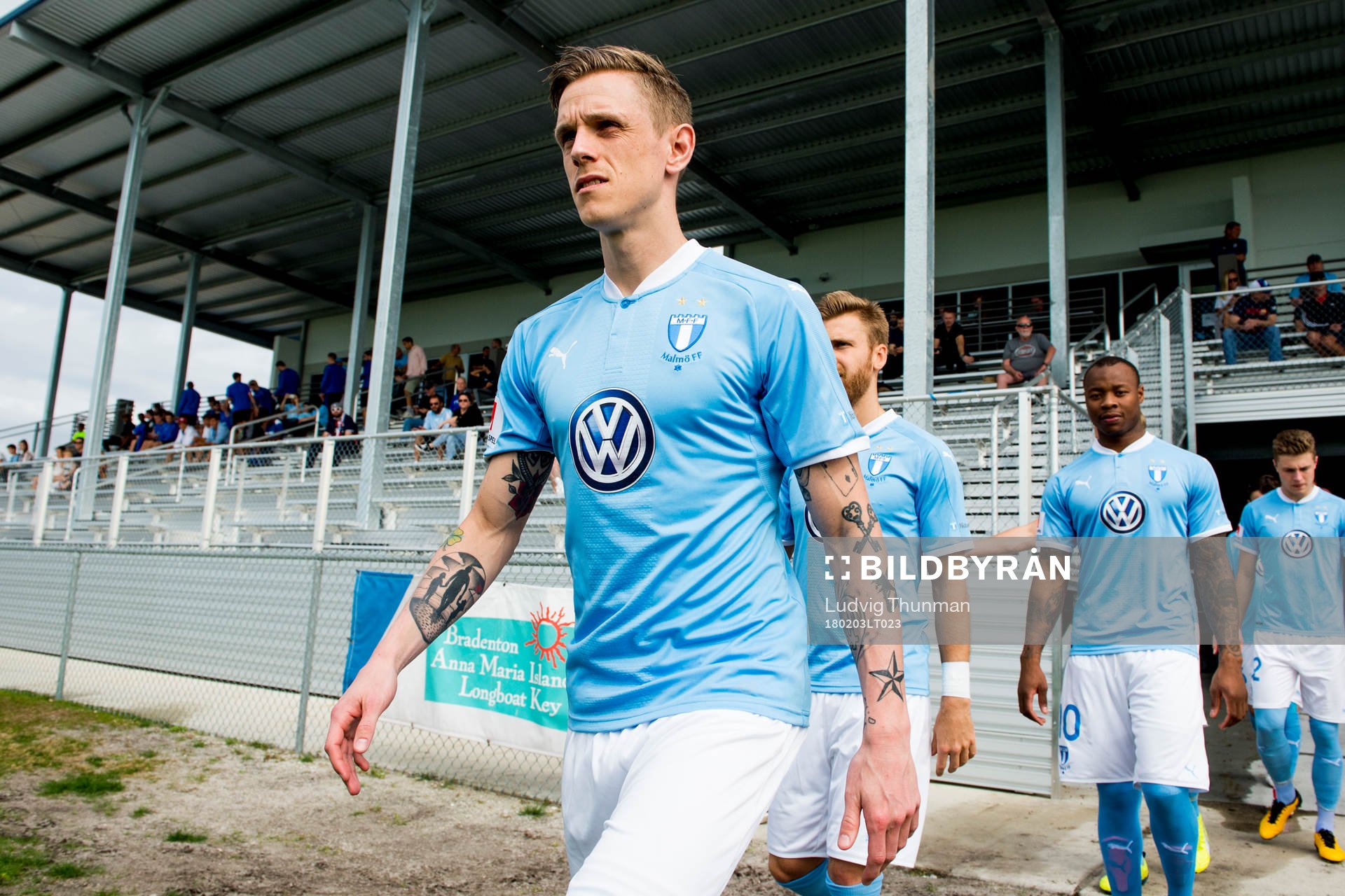 Malmö FFs Sören Rieks kommer ut till en träningsmatch i
