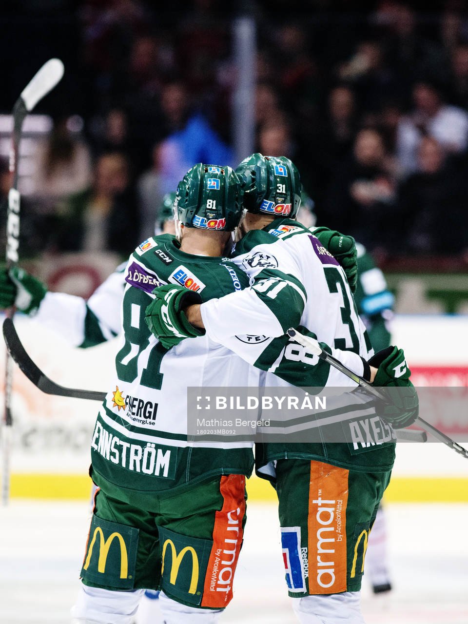 Färjestads Theodor Lennström (målskytt) och Dick