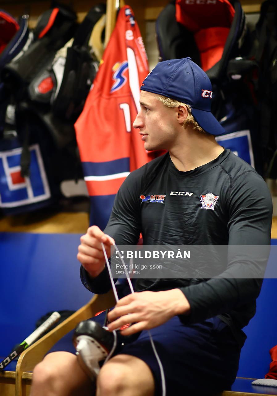 Linköpings Jakob Lilja före ishockeymatchen i SHL mellan