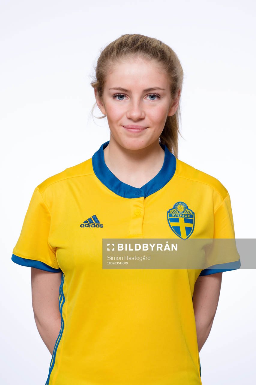 Wilma Ljung Klingwall i F17-landslaget