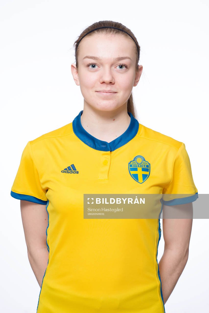Beata Olsson i F17-landslaget