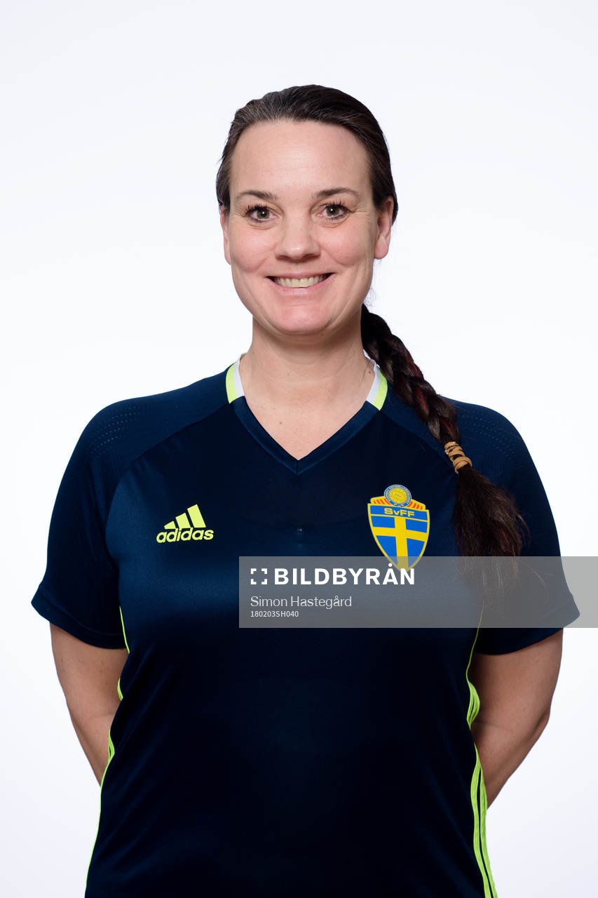 Petra Nilsson fysioterapeut  i F17-landslaget