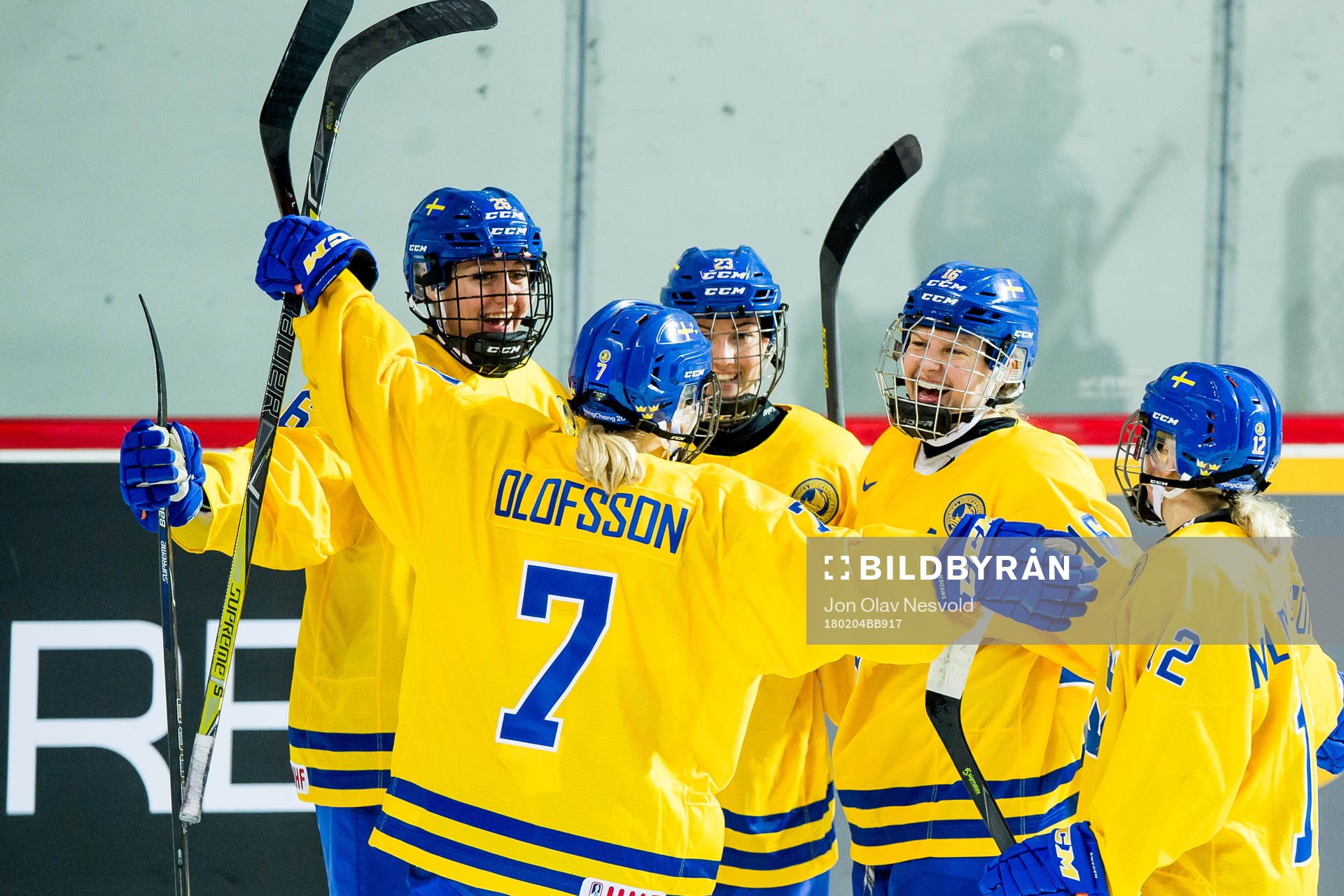 Hanna Olsson of Sweden, Johanna Olofsson of Sweden, Rebecca