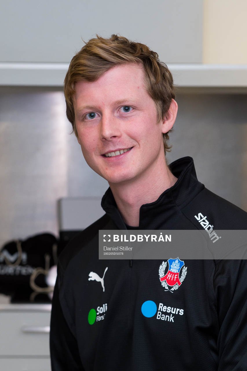 Helsingborgs fysioterapeut Victor Dymne på ett